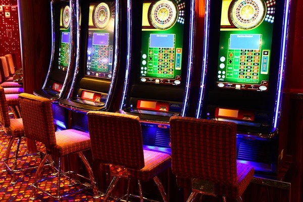 Wolf Gold slot game interface on alexis4d alternatif mobile app